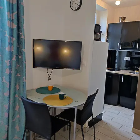 Διαμέρισμα Sci Les Thermes 17 *